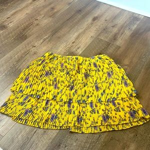 Banana republic small petite yellow skirt ruffled